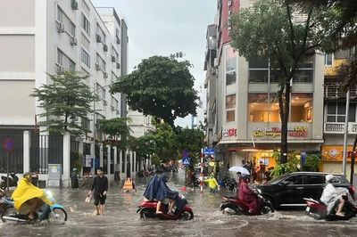 Vì sao dự án chống ngập ở Hà Nội vừa hoàn thành vẫn ngập cục bộ?