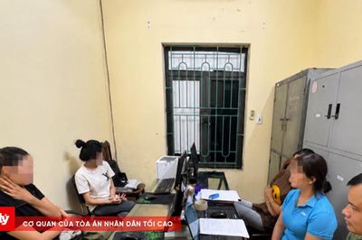 Không đội mũ bảo hiểm, quay đầu xe bỏ chạy rồi xúc phạm Công an trên TikTok
