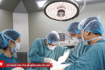 Phẫu thuật thành công ca ung thư tuyến giáp xâm lấn động mạch cảnh, thực quản