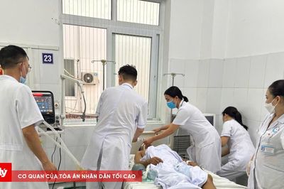 Thuyền trưởng kể giây phút thoát chết sau vụ lật tàu