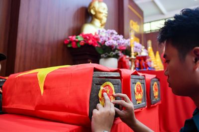 Phát hiện thêm nhiều hài cốt liệt sĩ nằm chồng lên nhau ở công viên Lê Thị Riêng