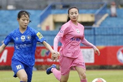 Hà Nội I được… ông trời giúp, vẫn bỏ lỡ cơ hội bắt kịp TP.HCM I