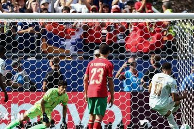 Trực tiếp Pháp-Maroc 1-0: Kylian Mbappe ghi bàn mở tỷ số