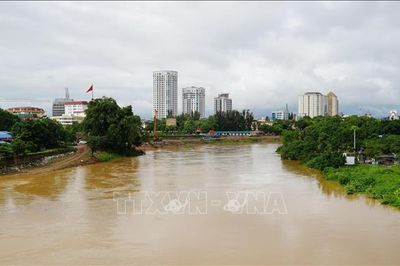 Vận hành xả nước qua tràn hồ Núi Cốc, chủ động ứng phó mưa lũ