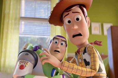 Toy Story 5 vượt mốc 800 triệu USD doanh thu toàn cầu