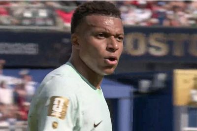 Mbappe nổi giận