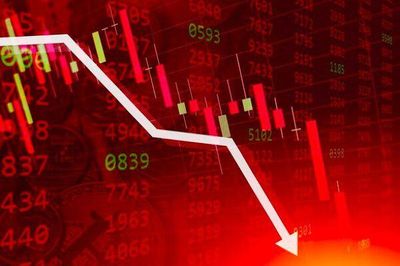 Sau phiên bùng nổ, PNJ rơi xuống dưới đáy một năm