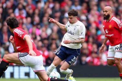 MU nhắm Neco Williams: Phương án chia lửa chiến thuật cho Luke Shaw