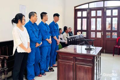 Án chung thân cho các bị cáo mua bán trái phép ma túy
