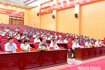 Đảng ủy xã Gia Viễn, phường Nam Hoa Lư triển khai nhiệm vụ trọng tâm 6 tháng cuối năm 2026