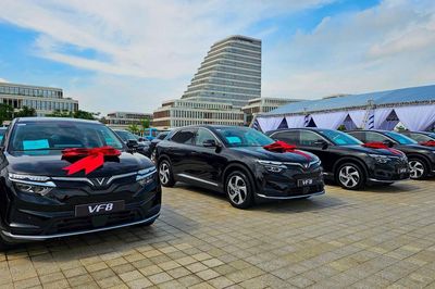 Hải Phòng trang bị 99 xe ô tô điện cho các xã, phường, đặc khu làm xe công vụ