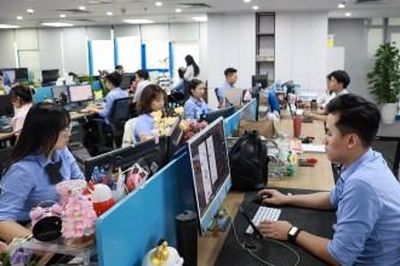 Chứng khoán ngày 10/7: Áp lực điều chỉnh gia tăng, VN-Index giảm điểm phiên cuối tuần