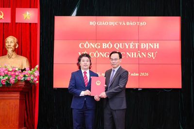 PGS.TS Tạ Hải Tùng được bổ nhiệm làm Phó Giám đốc Đại học Bách khoa Hà Nội