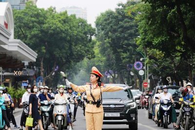 Phân luồng giao thông phục vụ Lễ kỷ niệm 80 năm Ngày truyền thống lực lượng An ninh nhân dân