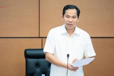 Tổng Thư ký Quốc hội, Chủ nhiệm Văn phòng Quốc hội Lê Quang Mạnh chủ trì họp giao ban với các đơn vị của Văn phòng Quốc hội