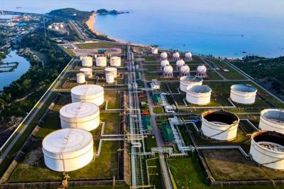 Những doanh nghiệp đầu tiên công bố lợi nhuận nửa năm