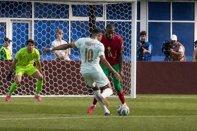 Mbappe ghi bàn, Pháp hạ Ma rốc để vào bán kết