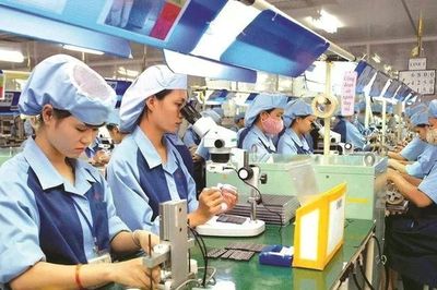 Cắt giảm điều kiện kinh doanh để tăng trưởng 2 con số