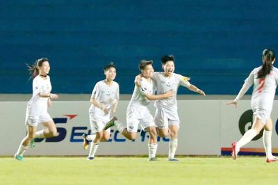 Phong Phú Hà Nam thắng đậm trước Hà Nội II