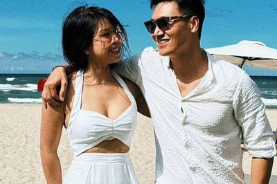 'Mày yêu tao á?': Câu hỏi bất ngờ của cô bạn học năm nào lại mở đầu cho chuyện tình đẹp hơn 20 năm của nam nghệ sĩ quê Hà Nội