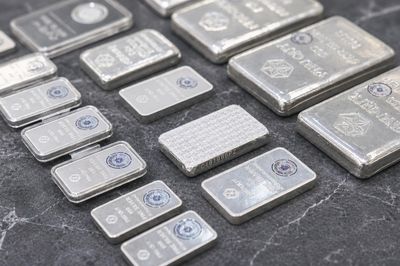 Giá bạc hôm nay 10/7/2026: Đảo chiều tăng mạnh