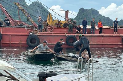 Lật tàu trên biển Quảng Ninh: Tìm thấy thi thể thuyền viên cuối cùng