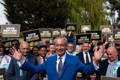 Cảnh sát Anh điều tra các khoản quyên góp cho đảng đối lập Reform UK