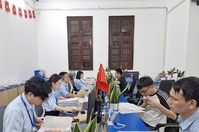 Hà Nội quy định rõ tiêu chuẩn, điều kiện và chỉ tiêu nâng bậc lương trước thời hạn