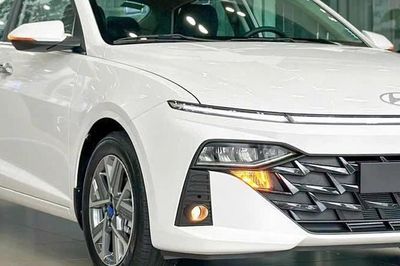 Lý do sedan hạng B Toyota Vios, Hyundai Accent giảm giá sốc, rẻ hơn cả xe hạng A