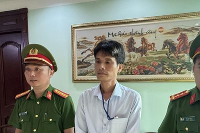 Khởi tố giám đốc công ty sản xuất, buôn bán hơn 250 tấn phân bón giả