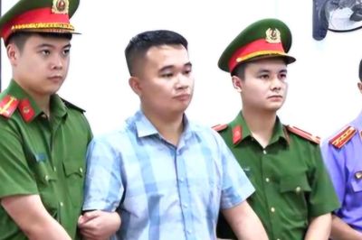 Vụ giáo viên vào phòng thi nhắc bài ở Tuyên Quang: Cần nhìn xa hơn việc xử lý sai phạm