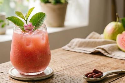 Lợi ích khi uống nước ép ổi với thuốc bổ sung sắt cho người bị thiếu máu