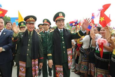 Giao lưu quốc phòng Việt Nam - Lào: Bồi đắp tình hữu nghị từ nơi biên cương