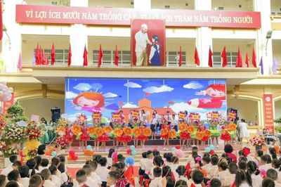 Thủ tướng chỉ đạo hoàn thành sắp xếp các trường công lập trước ngày 30/8