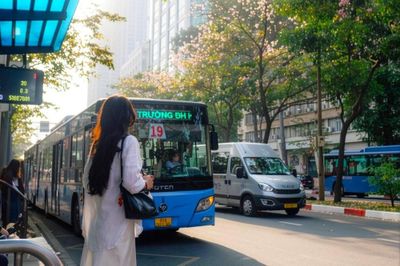 Du lịch khắp TP.HCM với tuyến xe buýt 0 đồng