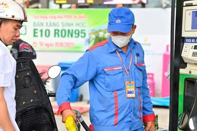 Xăng E10 tỏ rõ ưu việt về môi trường