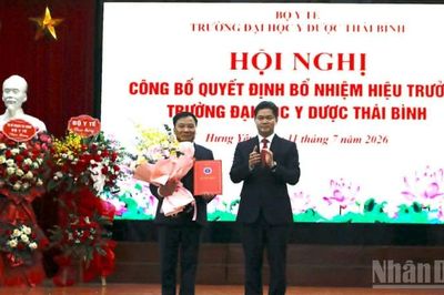 Nhà giáo ưu tú, Phó Giáo sư, Tiến sĩ Nguyễn Duy Cường được bổ nhiệm Hiệu trưởng Trường đại học Y Dược Thái Bình