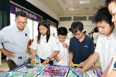 Phát động Cuộc thi Robotics quốc tế AIROC 2026