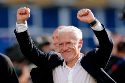 Ghế nóng: Di sản của Deschamps