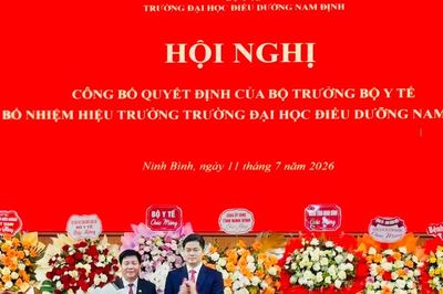 Bộ Y tế bổ nhiệm Hiệu trưởng Trường Đại học Điều dưỡng Nam Định