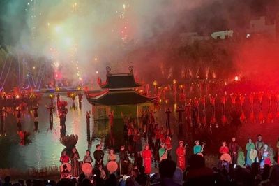 Sân khấu thực cảnh: Sứ giả của những vùng đất