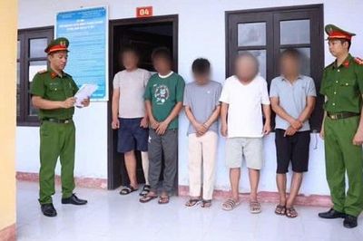Triệt phá đường dây cá độ bóng đá liên tỉnh giao dịch khoảng 400 tỷ đồng mùa World Cup