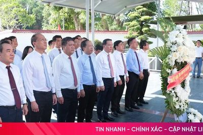 Lãnh đạo tỉnh Khánh Hòa tri ân các anh hùng liệt sĩ tại Ngã ba Đồng Lộc