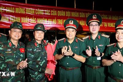 Đoàn Việt Nam hoàn thành nhiệm vụ tại Venezuela, về nước an toàn