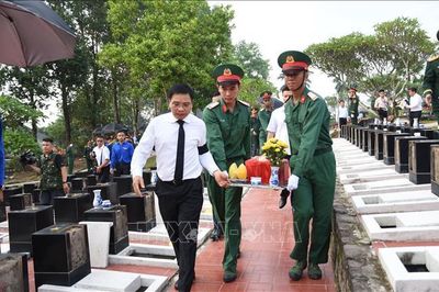 Đồng Nai: Truy điệu, an táng 63 hài cốt liệt sĩ