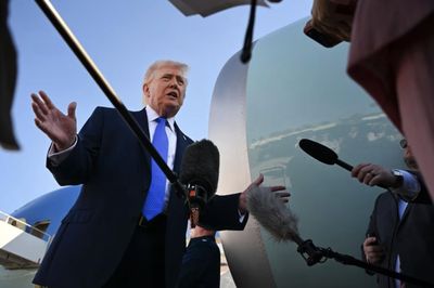 Tổng thống Trump cảnh báo 'hủy diệt' Iran nếu có âm mưu ám sát ông