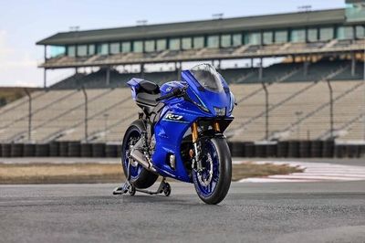 Yamaha YZF-R7 2026 ra mắt: Bổ sung loạt công nghệ mới, 'chất chơi' hơn trên đường phố