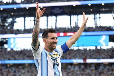 Thụy Sĩ lên tiếng về Messi trước đại chiến với Argentina