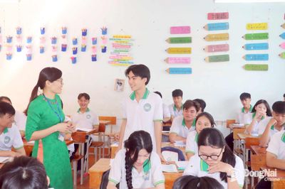 Xây dựng bộ tiêu chí đánh giá Trường học hạnh phúc