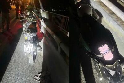 Khẩn trương tìm tung tích người để lại xe máy, dép và điện thoại trên cầu Rạch Miễu 1